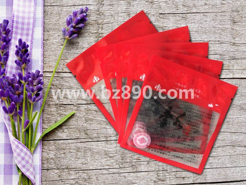 The manufacturer specializes in printing customized composite plastic packaging bags for health products